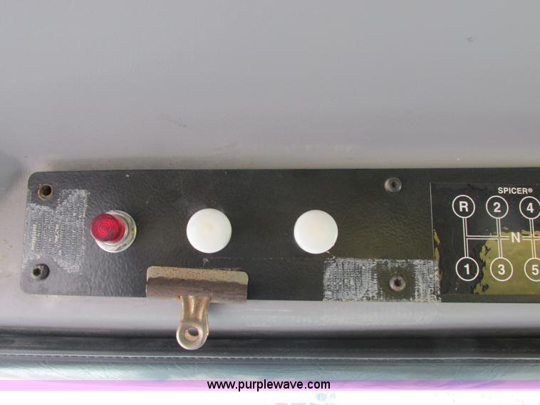 image for item I8814 2000 Freightliner FL70 fuel truck