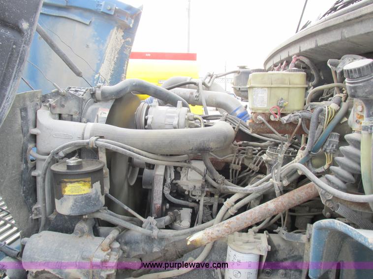 image for item I8814 2000 Freightliner FL70 fuel truck