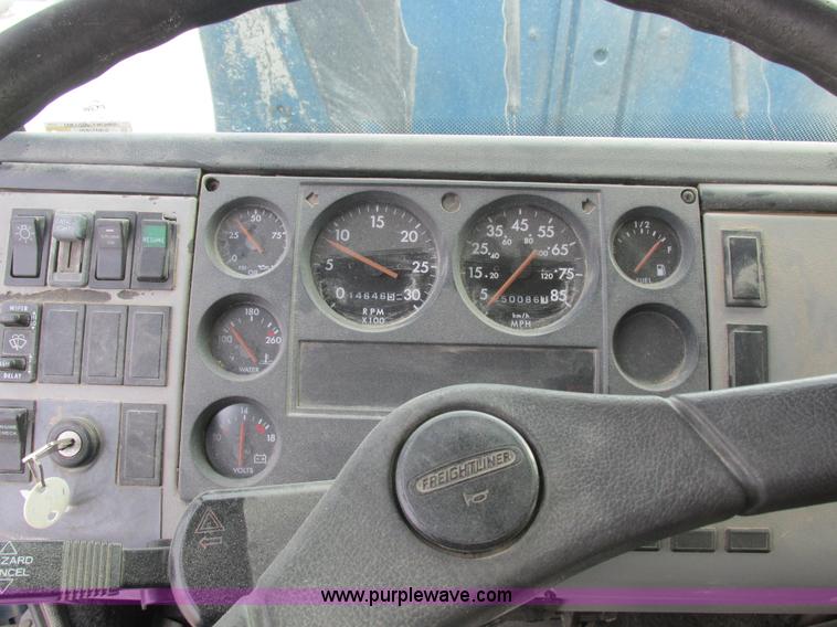 image for item I8814 2000 Freightliner FL70 fuel truck