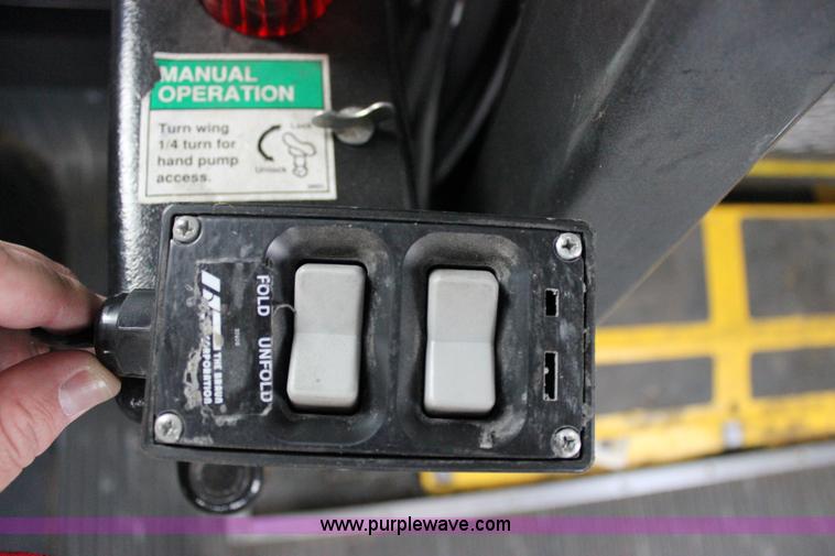 image for item J2313 2007 Ford E450 bus