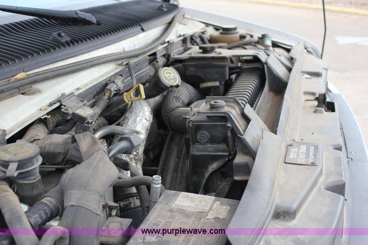 image for item J2314 2007 Ford E450 bus