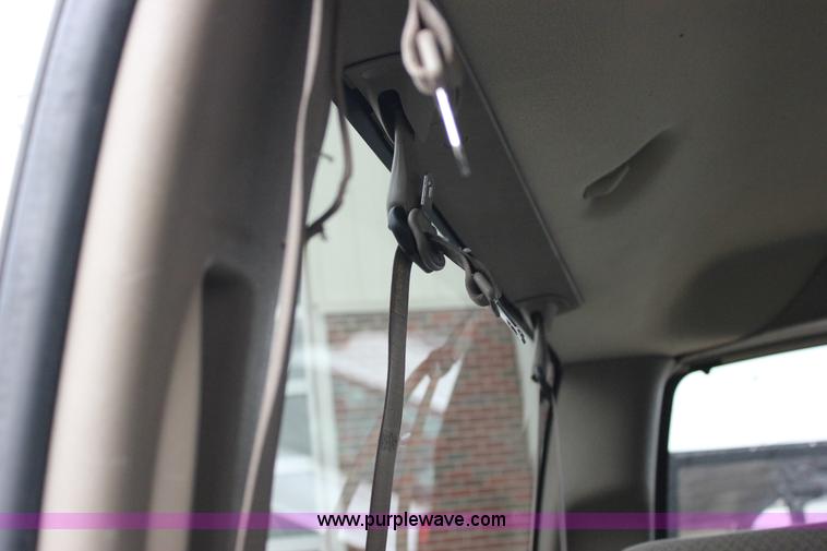 image for item J2315 2010 Chevrolet Express 3500 LS Extended van