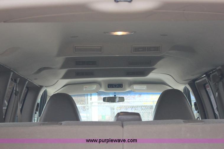 image for item J2315 2010 Chevrolet Express 3500 LS Extended van