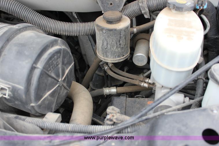 image for item J2315 2010 Chevrolet Express 3500 LS Extended van