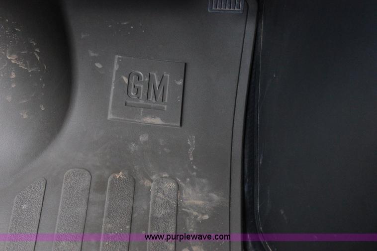 image for item J2316 2007 Chevrolet Express 3500 van