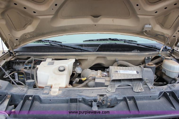 image for item J2316 2007 Chevrolet Express 3500 van