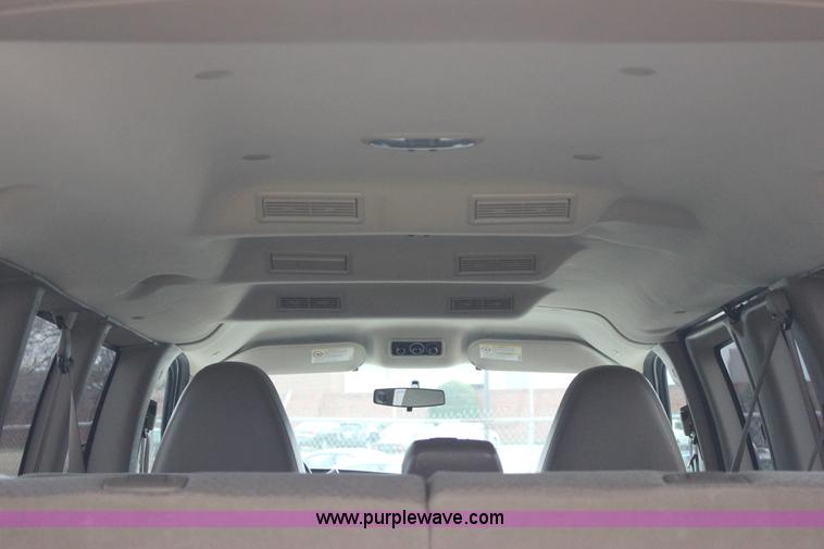 image for item J2318 2010 Chevrolet Express 3500 Extended van