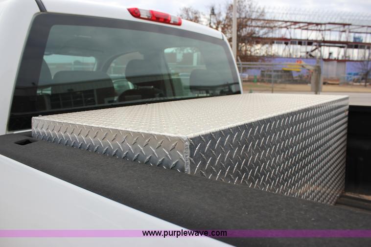 image for item J2320 2010 Chevrolet Silverado 2500HD LS Ext. Cab pickup truck