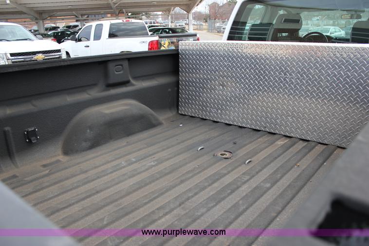 image for item J2320 2010 Chevrolet Silverado 2500HD LS Ext. Cab pickup truck