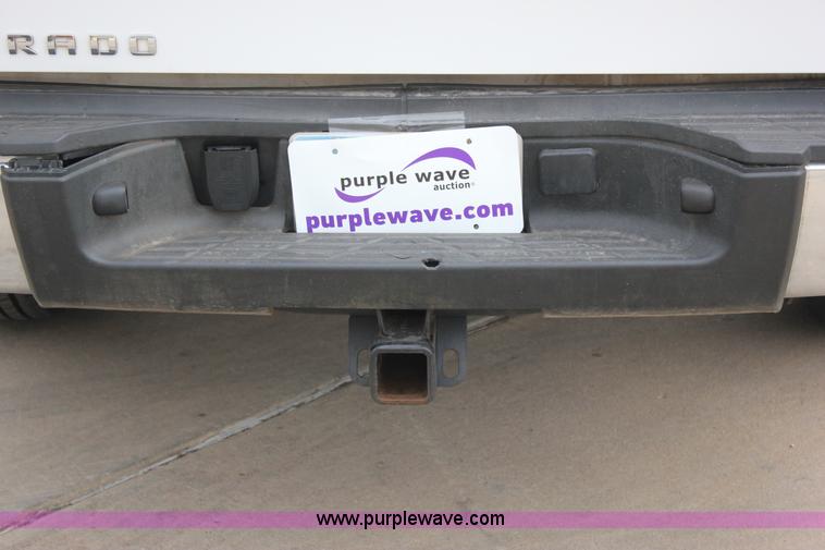 image for item J2320 2010 Chevrolet Silverado 2500HD LS Ext. Cab pickup truck