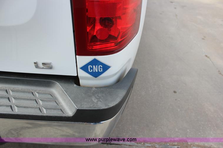 image for item J2321 2010 Chevrolet Silverado 2500HD LS Ext. Cab pickup truck