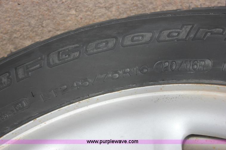 image for item J2321 2010 Chevrolet Silverado 2500HD LS Ext. Cab pickup truck