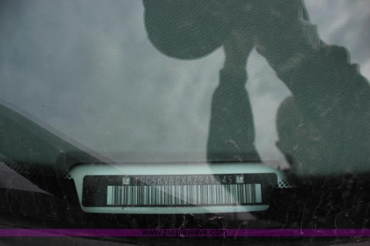 image for item J2321 2010 Chevrolet Silverado 2500HD LS Ext. Cab pickup truck