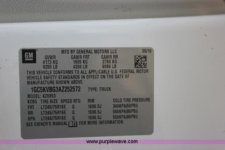 image for item J2322 2010 Chevrolet Silverado 2500HD LS Ext. Cab pickup truck