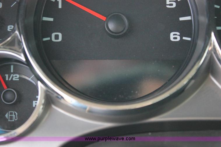 image for item J2322 2010 Chevrolet Silverado 2500HD LS Ext. Cab pickup truck