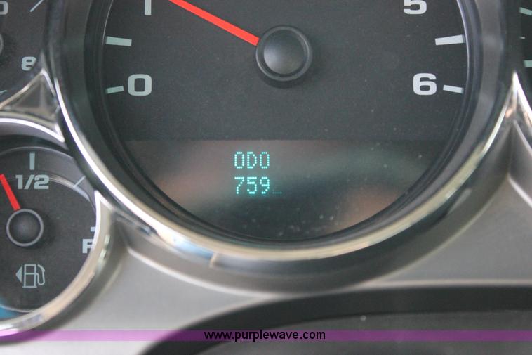 image for item J2322 2010 Chevrolet Silverado 2500HD LS Ext. Cab pickup truck