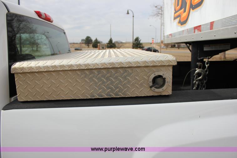 image for item J2322 2010 Chevrolet Silverado 2500HD LS Ext. Cab pickup truck