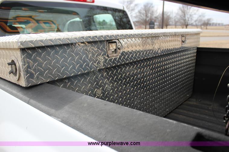 image for item J2322 2010 Chevrolet Silverado 2500HD LS Ext. Cab pickup truck