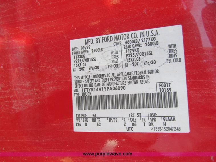 image for item J3312 2000 Ford Ranger XLT SuperCab pickup truck