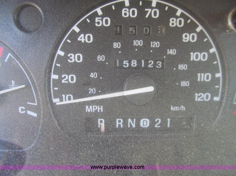 image for item J3312 2000 Ford Ranger XLT SuperCab pickup truck