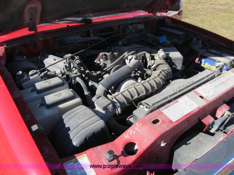 image for item J3312 2000 Ford Ranger XLT SuperCab pickup truck