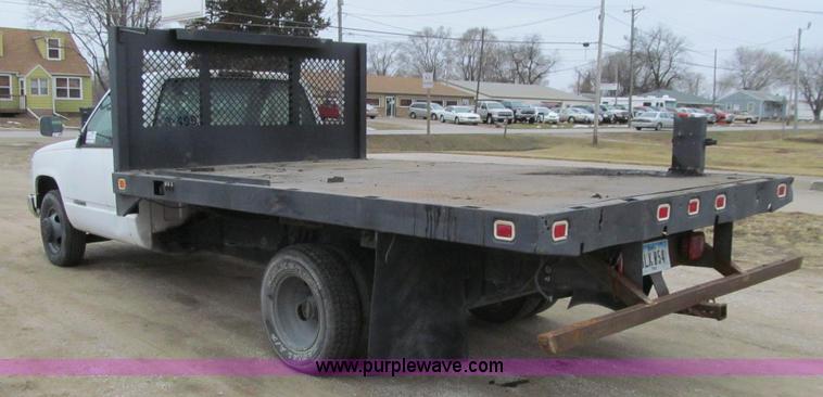 image for item J3323 1997 Chevrolet 3500 flatbed pickup truck