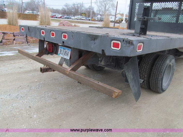 image for item J3323 1997 Chevrolet 3500 flatbed pickup truck