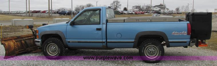 image for item K2010 1996 Chevrolet Cheyenne 2500 pickup truck