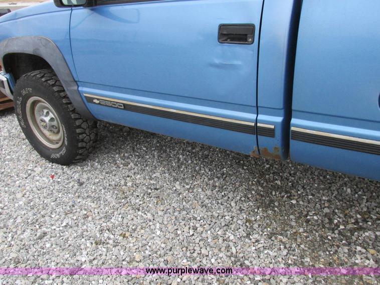image for item K2010 1996 Chevrolet Cheyenne 2500 pickup truck