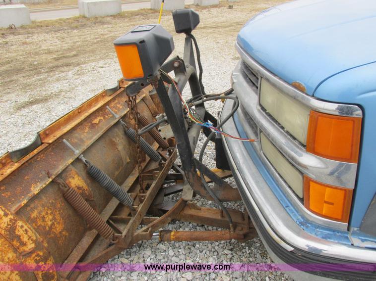 image for item K2010 1996 Chevrolet Cheyenne 2500 pickup truck