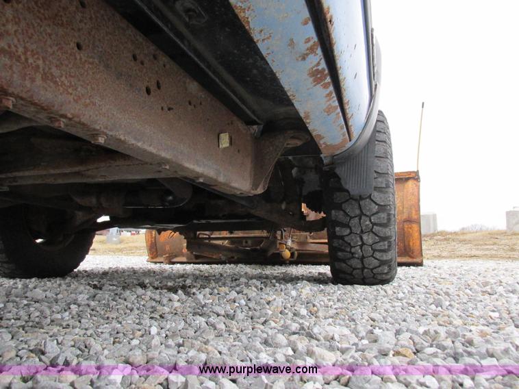 image for item K2010 1996 Chevrolet Cheyenne 2500 pickup truck