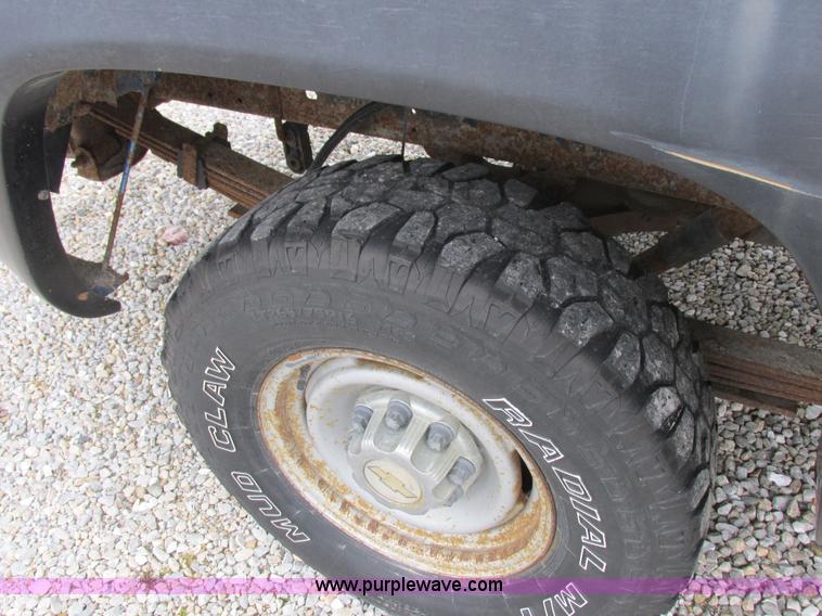 image for item K2010 1996 Chevrolet Cheyenne 2500 pickup truck