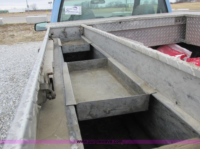 image for item K2010 1996 Chevrolet Cheyenne 2500 pickup truck