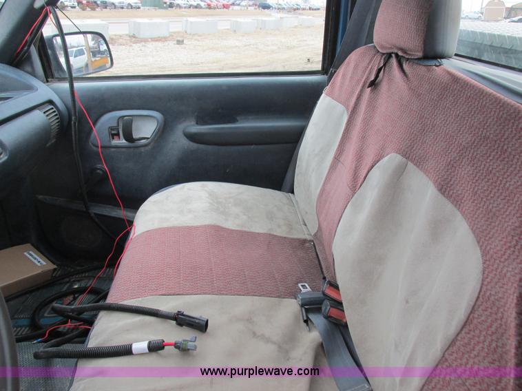 image for item K2010 1996 Chevrolet Cheyenne 2500 pickup truck