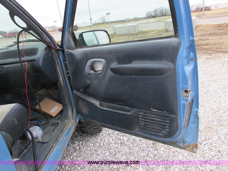 image for item K2010 1996 Chevrolet Cheyenne 2500 pickup truck