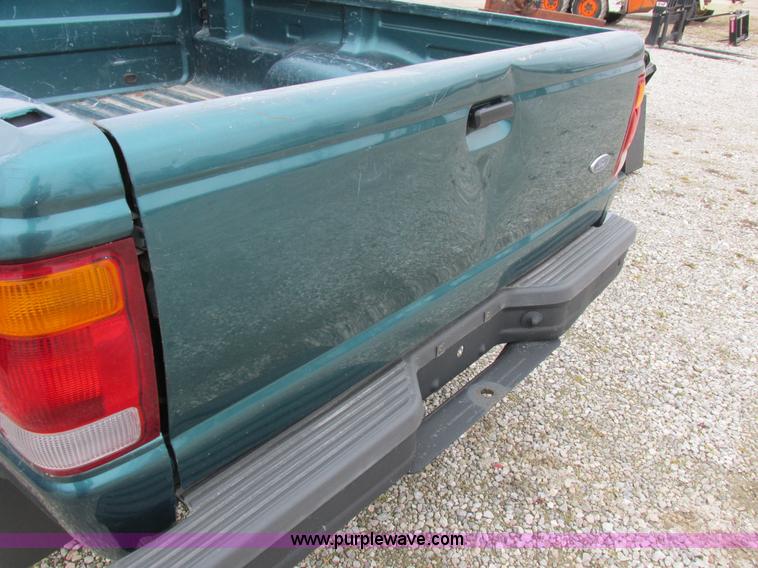 image for item K2011 1998 Ford Ranger SuperCab pickup truck