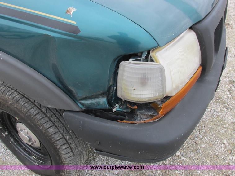 image for item K2011 1998 Ford Ranger SuperCab pickup truck