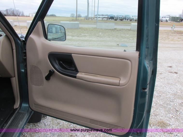 image for item K2011 1998 Ford Ranger SuperCab pickup truck
