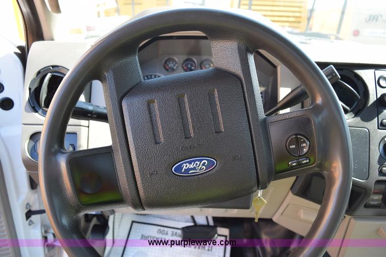 image for item K2290 2008 Ford F350 Super Duty XL service truck