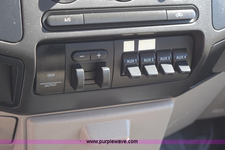 image for item K2290 2008 Ford F350 Super Duty XL service truck