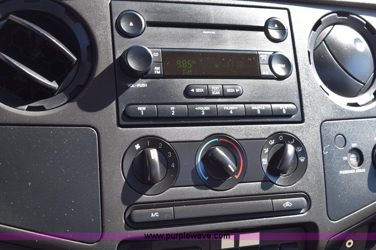 image for item K2290 2008 Ford F350 Super Duty XL service truck