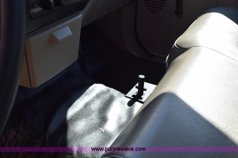 image for item K2290 2008 Ford F350 Super Duty XL service truck