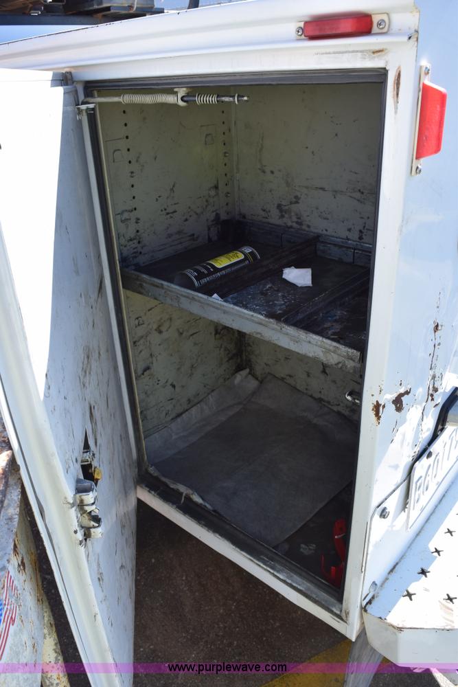 image for item K2290 2008 Ford F350 Super Duty XL service truck