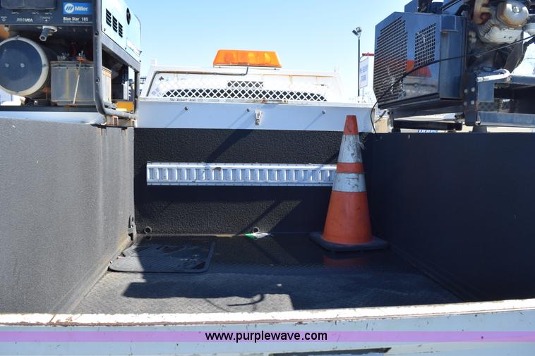 image for item K2290 2008 Ford F350 Super Duty XL service truck