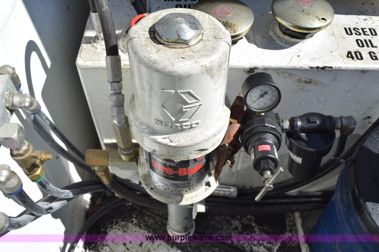 image for item K2290 2008 Ford F350 Super Duty XL service truck