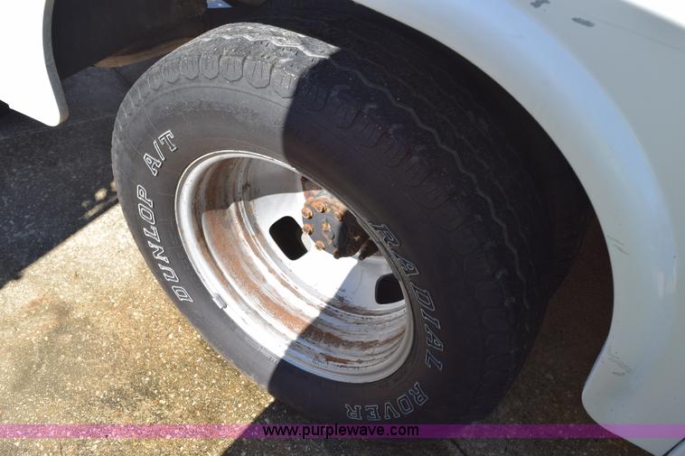 image for item K2290 2008 Ford F350 Super Duty XL service truck