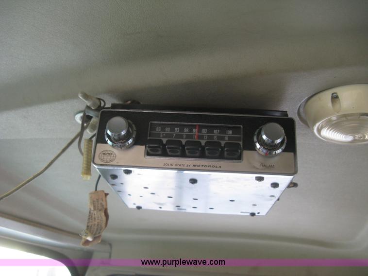 image for item K2779 1974 White Western Star 4964-2 semi truck