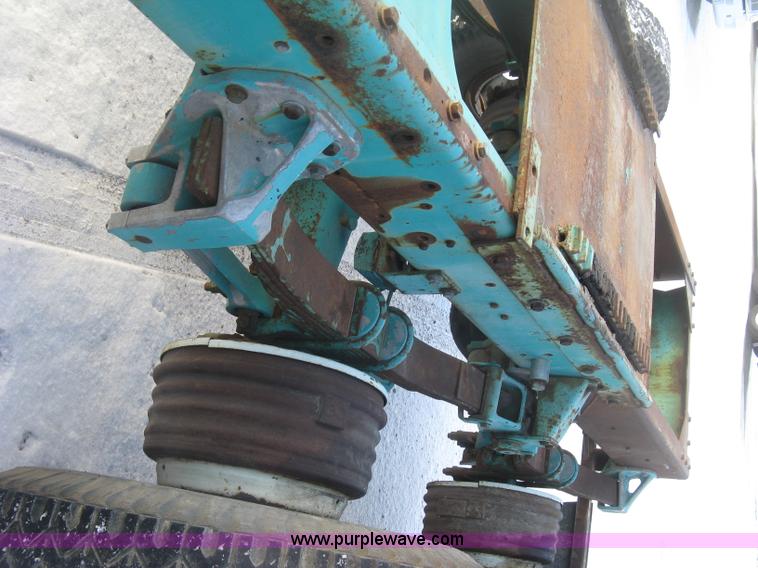 image for item K2779 1974 White Western Star 4964-2 semi truck