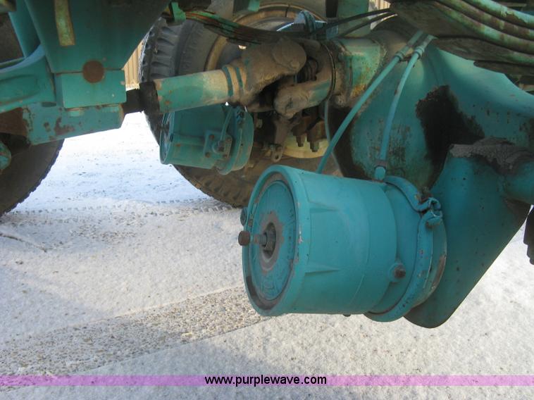 image for item K2779 1974 White Western Star 4964-2 semi truck