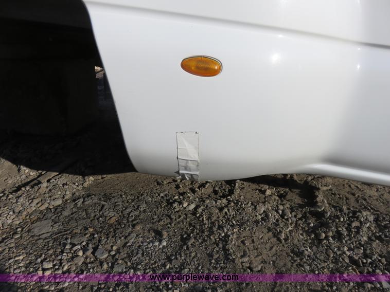 image for item K7019 2008 Chevrolet 3500 pickup truck bed